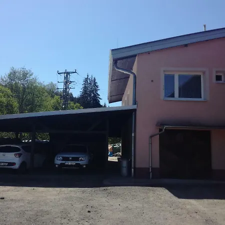 Ubytovani Pod Lanovkou Hétvégi ház