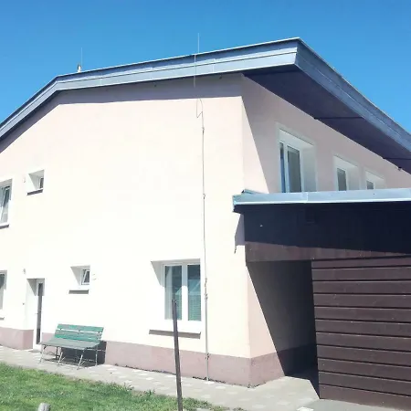 Ubytovani Pod Lanovkou * Bílá
