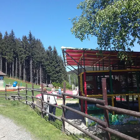 Hétvégi ház Ubytovani Pod Lanovkou Bílá